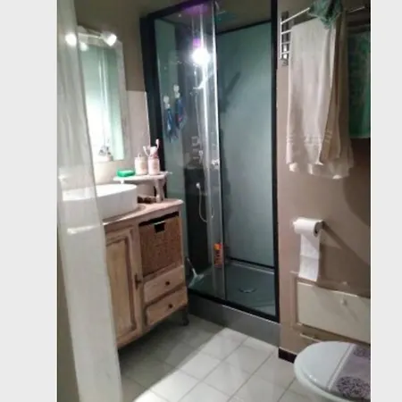 Un Nid Douillet En Apartment *